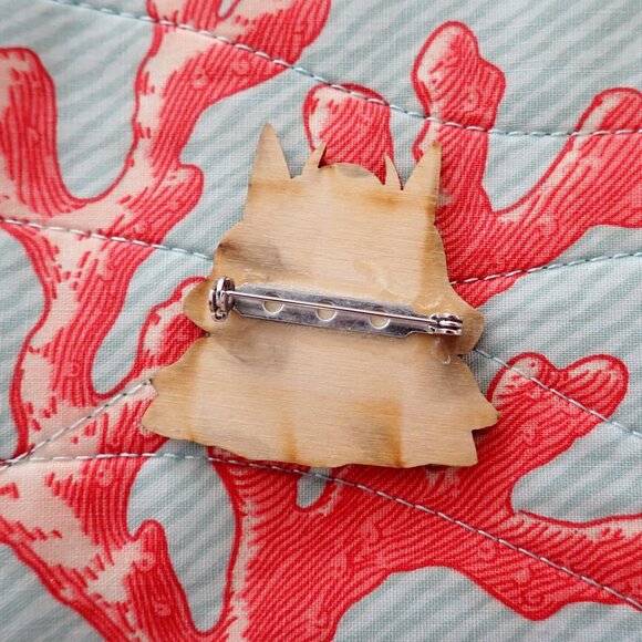 Mystical witchy wizard child brooch - Picture 2 of 2